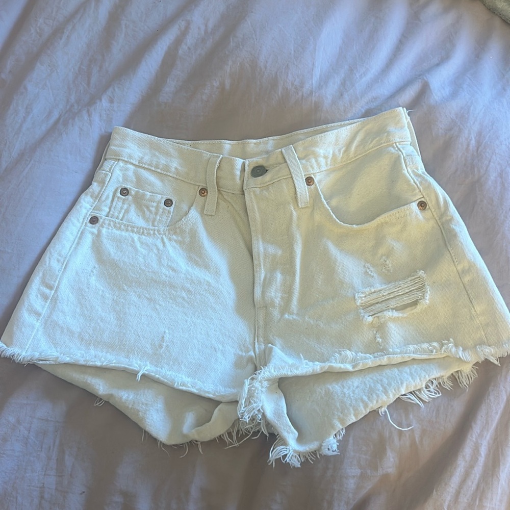 High rise levi shorts
